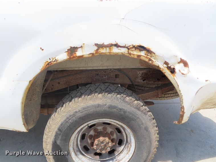 image for item DH0256 1999 Ford F250 Super Duty SuperCab pickup truck