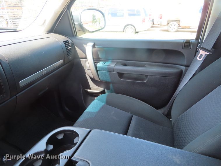 image for item DH0272 2012 Chevrolet Silverado 1500 Crew Cab pickup truck