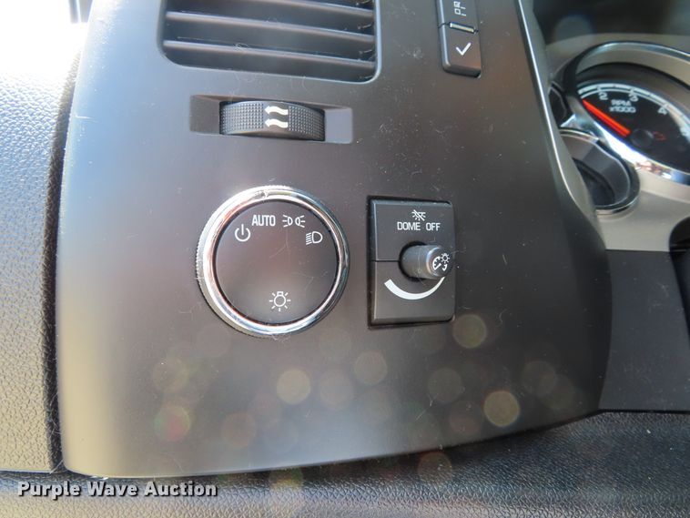 image for item DH0272 2012 Chevrolet Silverado 1500 Crew Cab pickup truck