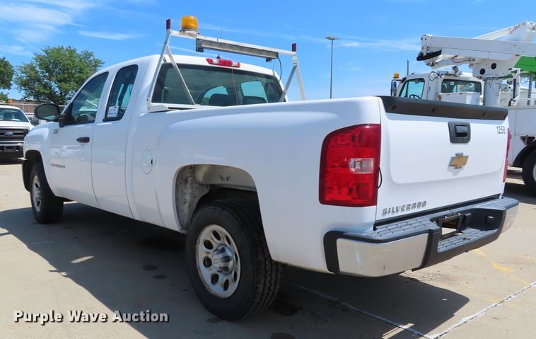 image for item DH0274 2007 Chevrolet Silverado 1500 Ext. Cab pickup truck