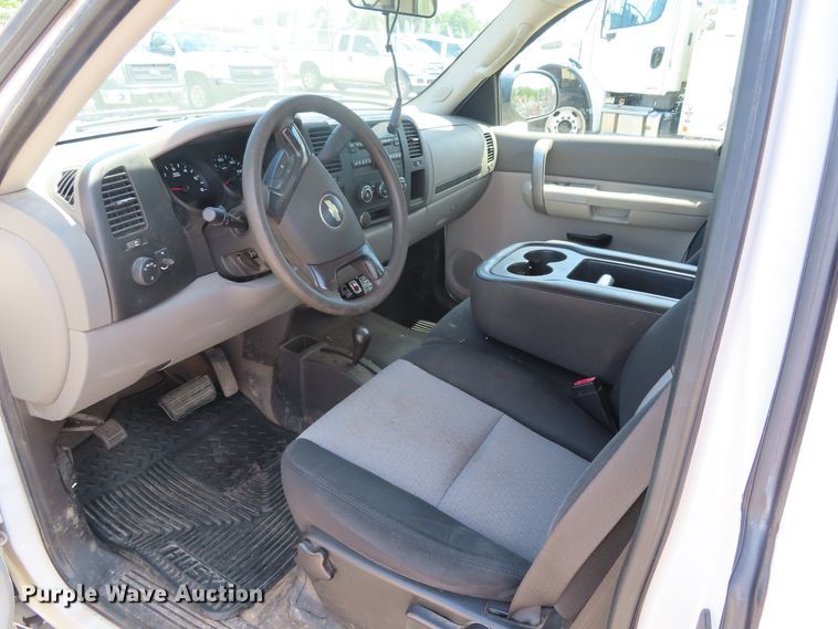 image for item DH0274 2007 Chevrolet Silverado 1500 Ext. Cab pickup truck