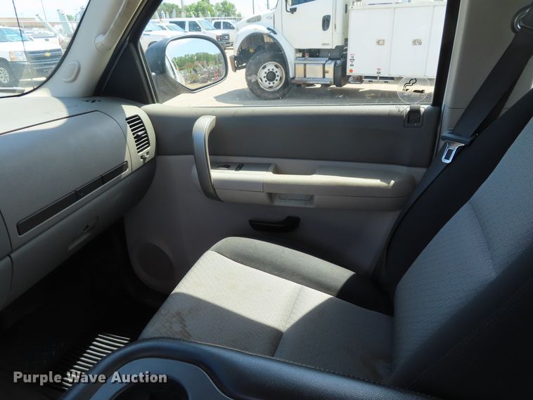 image for item DH0274 2007 Chevrolet Silverado 1500 Ext. Cab pickup truck
