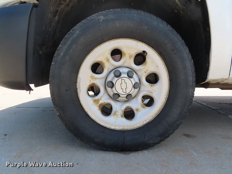 image for item DH0274 2007 Chevrolet Silverado 1500 Ext. Cab pickup truck