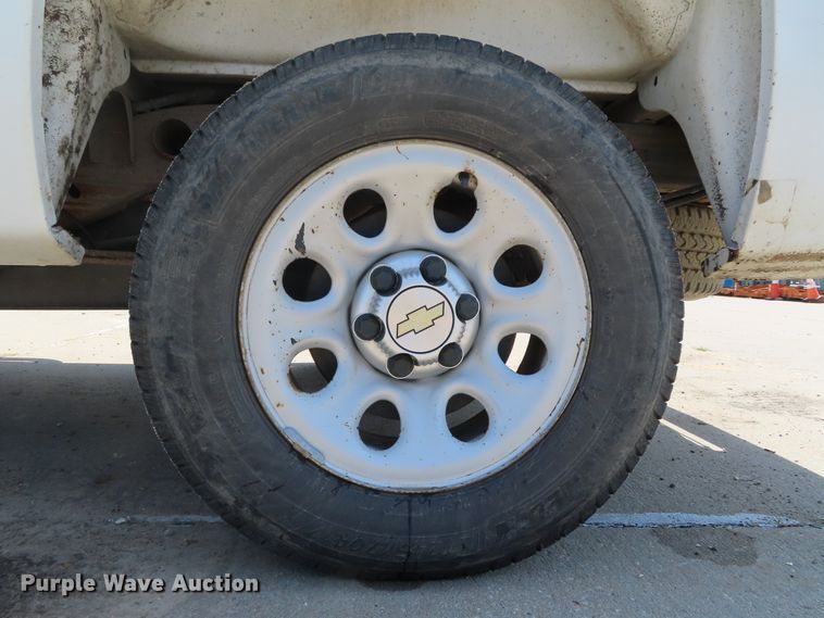 image for item DH0276 2011 Chevrolet Silverado 1500 Ext. Cab pickup truck