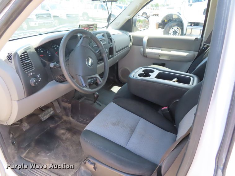 image for item DH0277 2008 Chevrolet Silverado 1500 Ext. Cab pickup truck