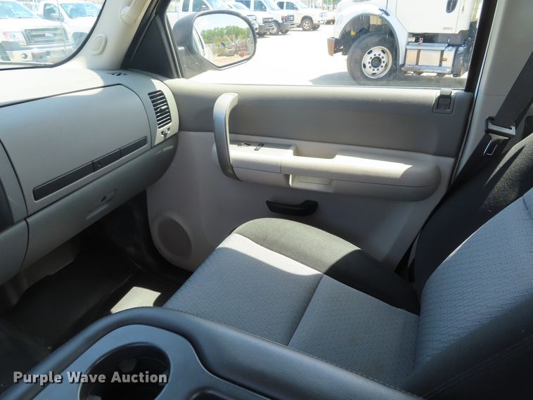 image for item DH0277 2008 Chevrolet Silverado 1500 Ext. Cab pickup truck