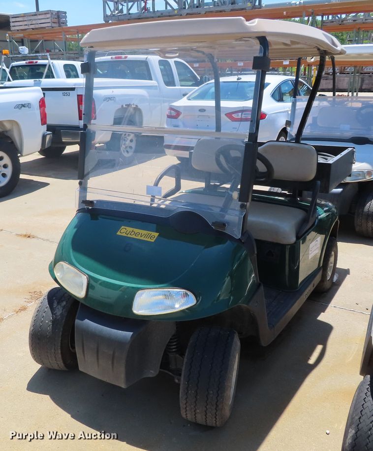 Ezgo 606600G01 golf cart in Topeka, KS Item DH0281 sold Purple Wave