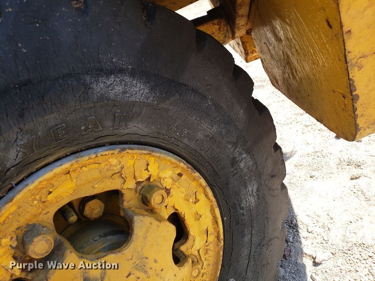 image for item DH4511 International Payloader wheel loader