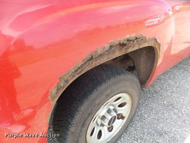 image for item DX9193 2007 GMC Sierra 1500 pickup truck