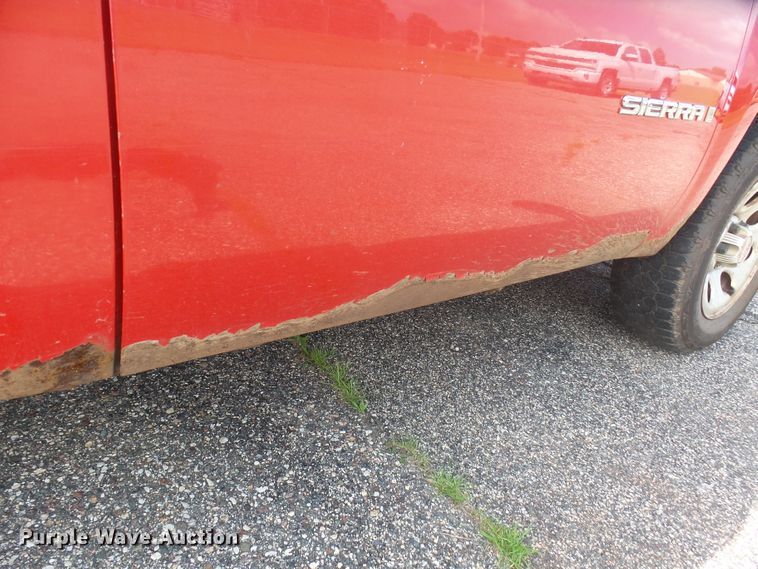 image for item DX9193 2007 GMC Sierra 1500 pickup truck