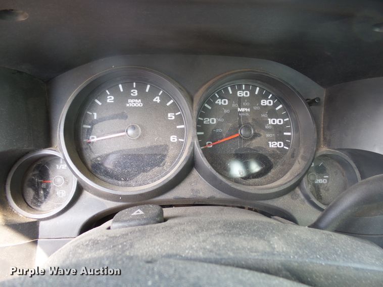 image for item DX9193 2007 GMC Sierra 1500 pickup truck