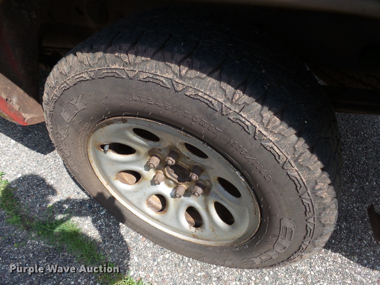 image for item DX9193 2007 GMC Sierra 1500 pickup truck