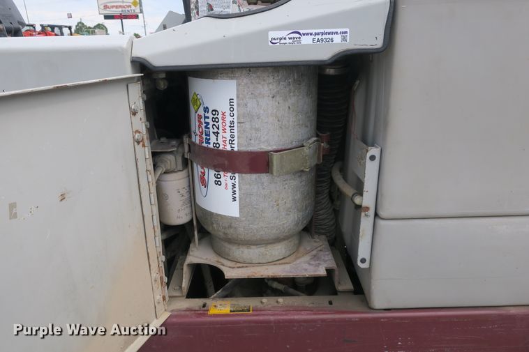 image for item EA9326 Power Boss CSS/82 floor scrubber