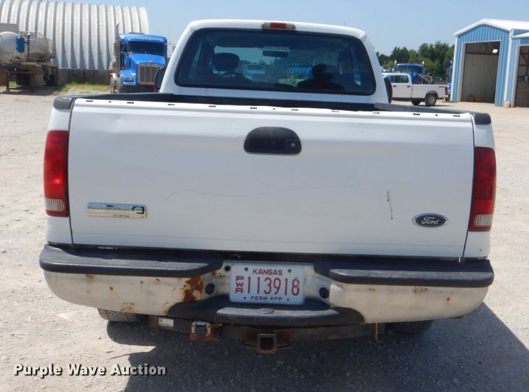 image for item ED9385 2005 Ford F250 Super Duty XLT SuperCab pickup truck