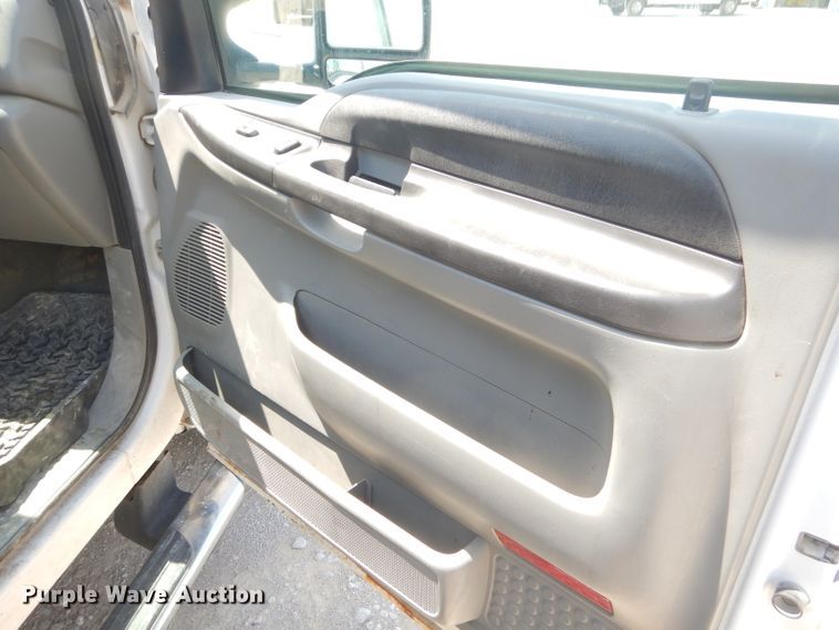 image for item ED9385 2005 Ford F250 Super Duty XLT SuperCab pickup truck