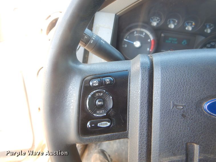 image for item ED9421 2011 Ford F250 Super Duty Crew Cab pickup truck