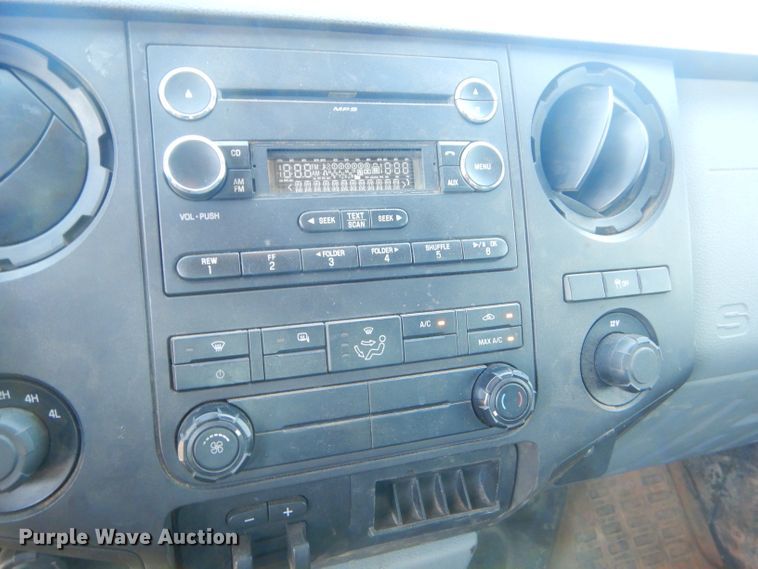 image for item ED9421 2011 Ford F250 Super Duty Crew Cab pickup truck