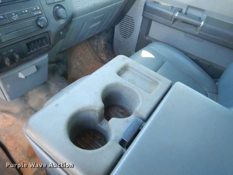 image for item ED9421 2011 Ford F250 Super Duty Crew Cab pickup truck