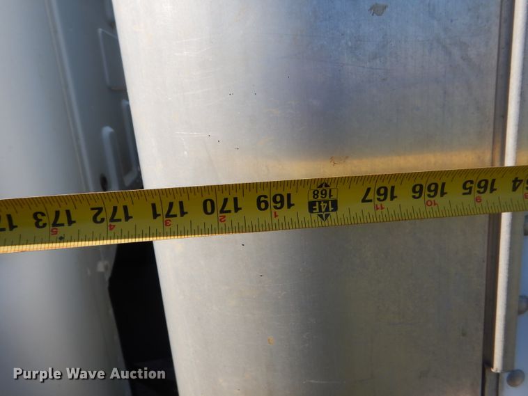 image for item ED9422 2001 Ford F650 Super Duty box truck