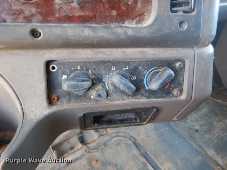 image for item ED9423 2008 Freightliner Business Class M2 command center truck