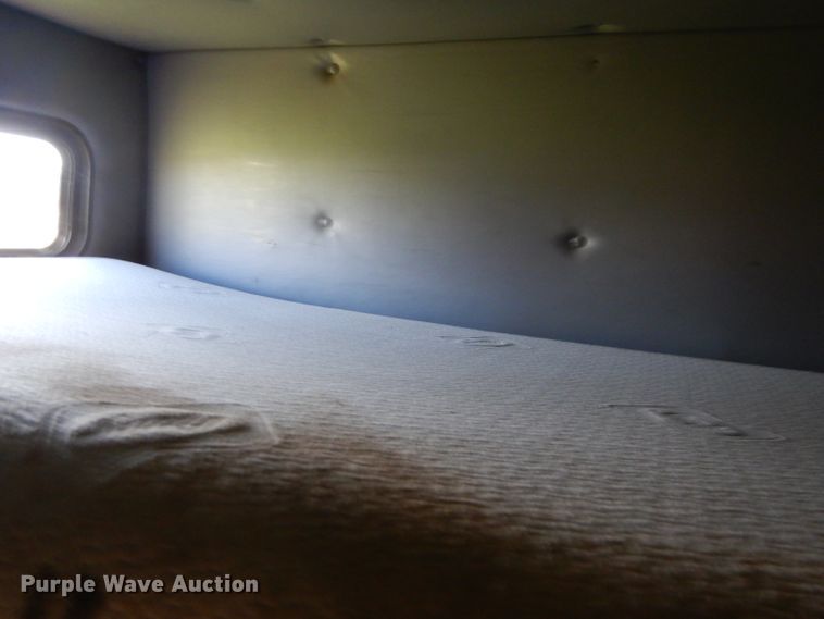 image for item ED9423 2008 Freightliner Business Class M2 command center truck