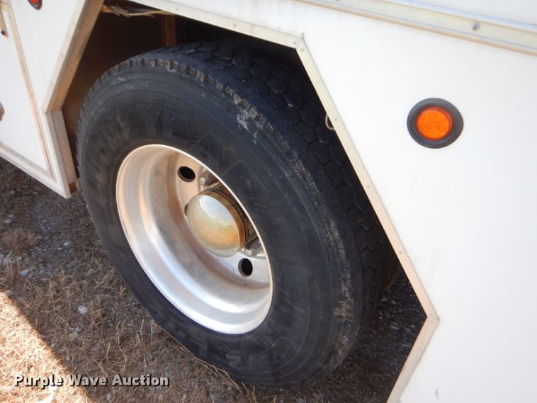 image for item ED9423 2008 Freightliner Business Class M2 command center truck