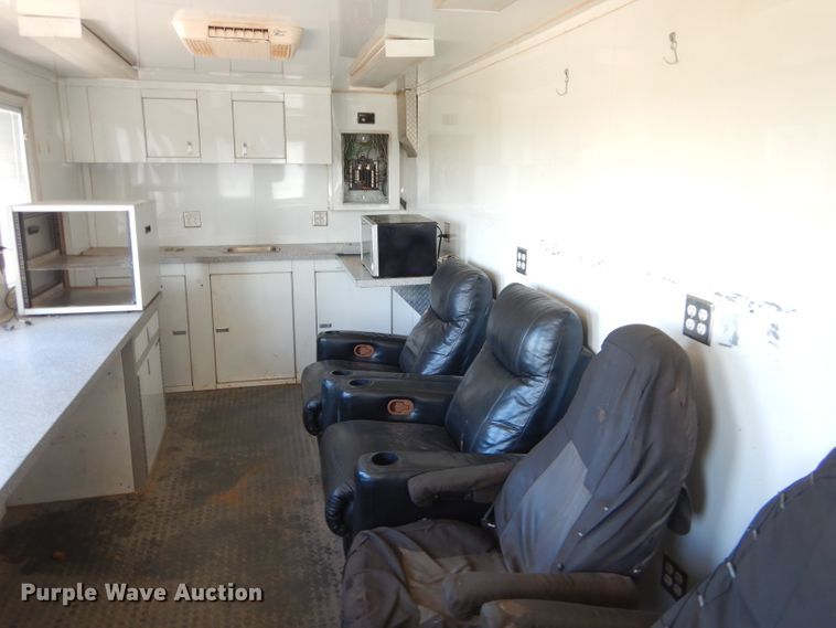 image for item ED9423 2008 Freightliner Business Class M2 command center truck