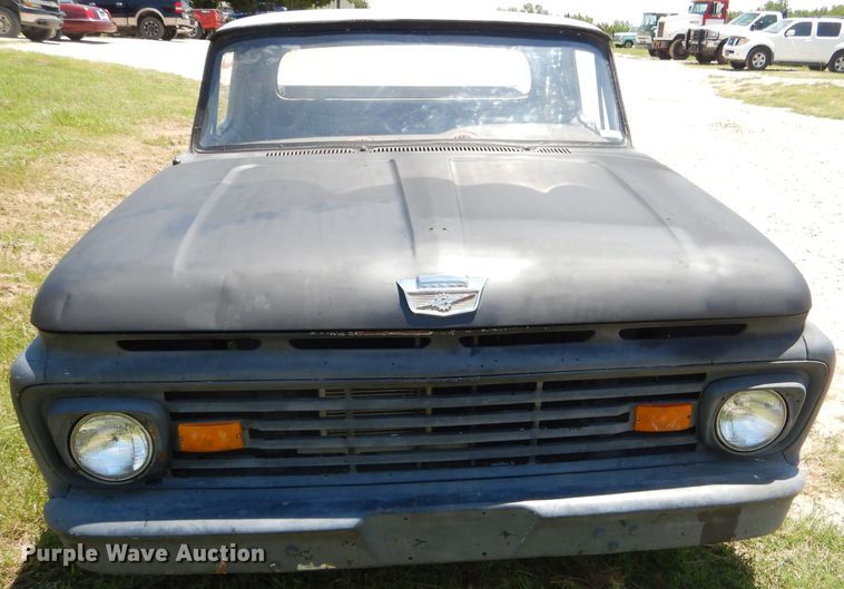 image for item ED9433 1961 Ford F100 pickup truck