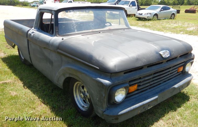 image for item ED9433 1961 Ford F100 pickup truck