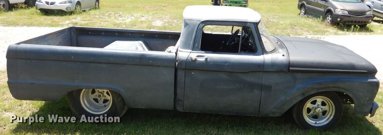 image for item ED9433 1961 Ford F100 pickup truck