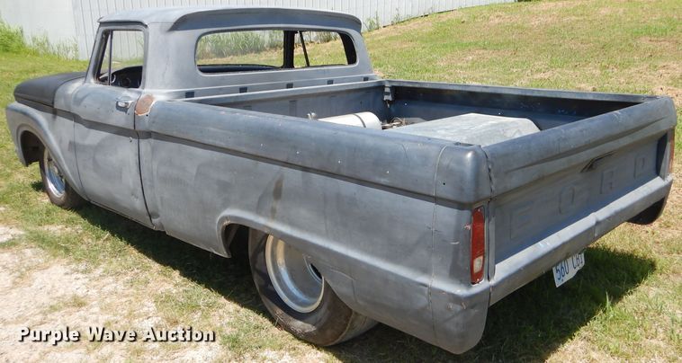 image for item ED9433 1961 Ford F100 pickup truck