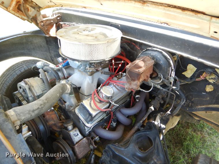 image for item ED9433 1961 Ford F100 pickup truck