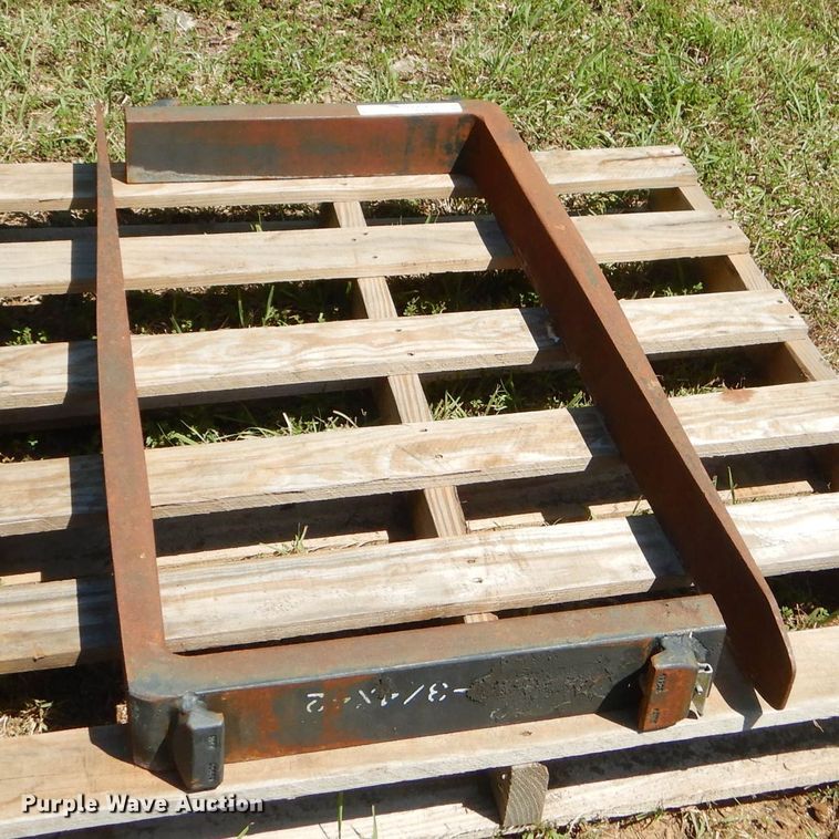 image for item ED9435 Skid steer forks