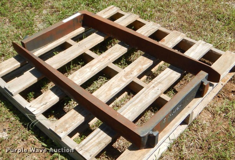 image for item ED9435 Skid steer forks