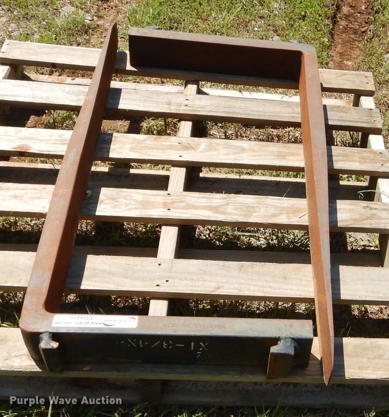 image for item ED9435 Skid steer forks