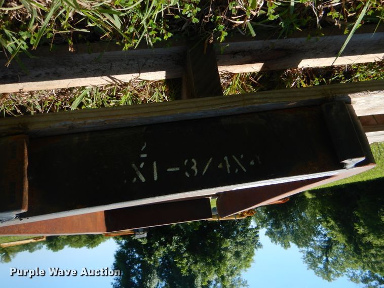 image for item ED9435 Skid steer forks