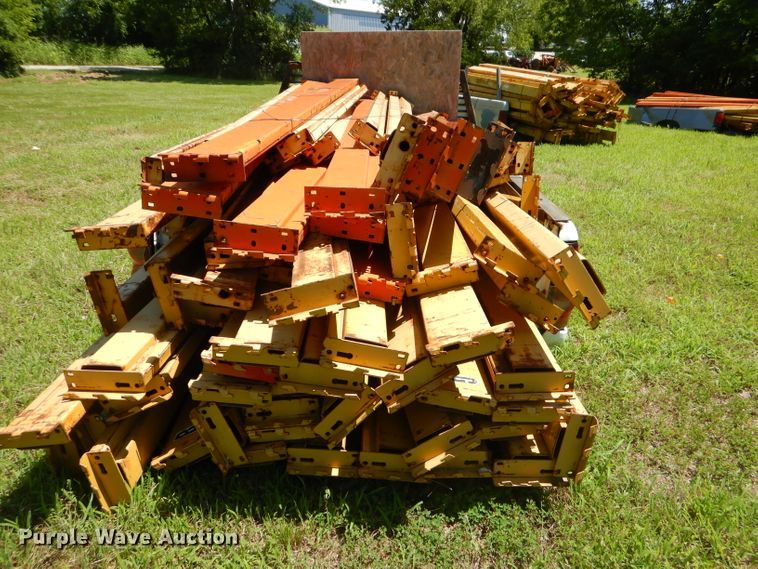 image for item ED9459 Steel shelving