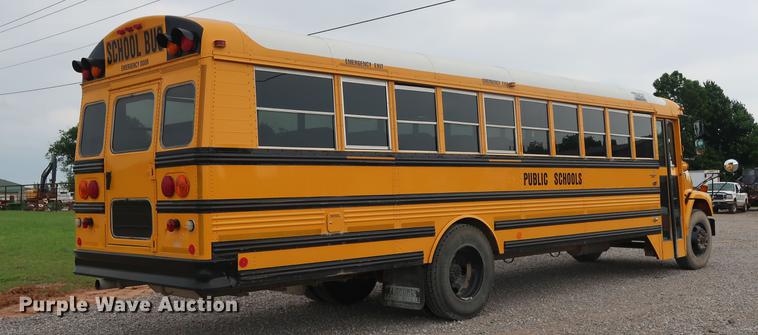 image for item FE9646 2006 Freightliner FS65 Thomas school bus