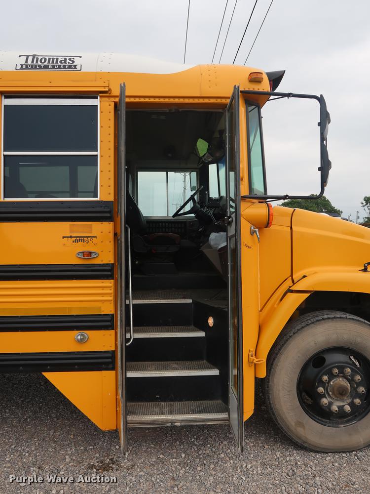 image for item FE9646 2006 Freightliner FS65 Thomas school bus