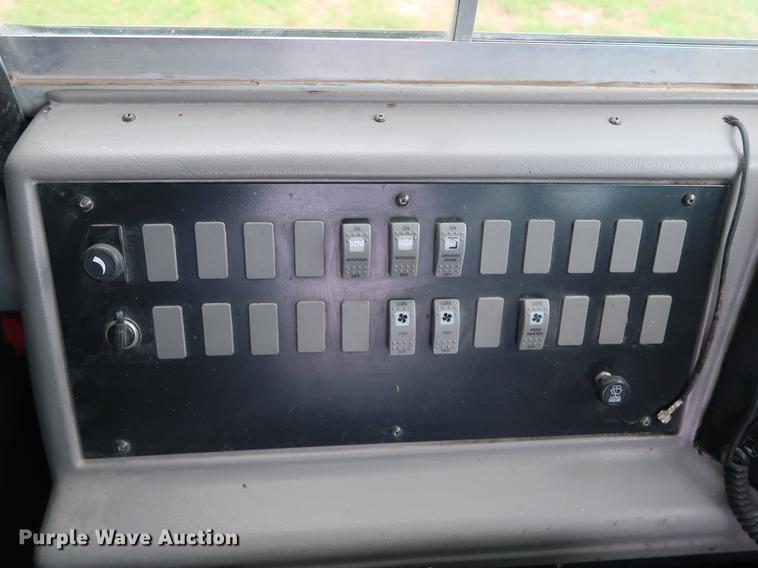 image for item FE9646 2006 Freightliner FS65 Thomas school bus