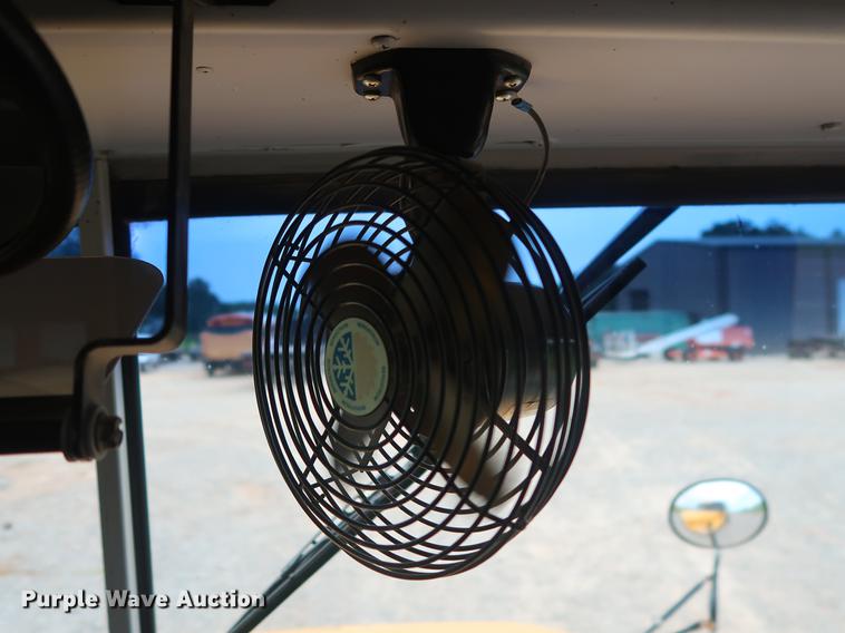 image for item FE9646 2006 Freightliner FS65 Thomas school bus