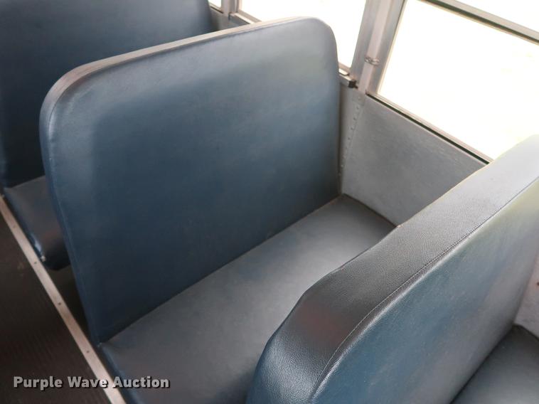 image for item FE9646 2006 Freightliner FS65 Thomas school bus