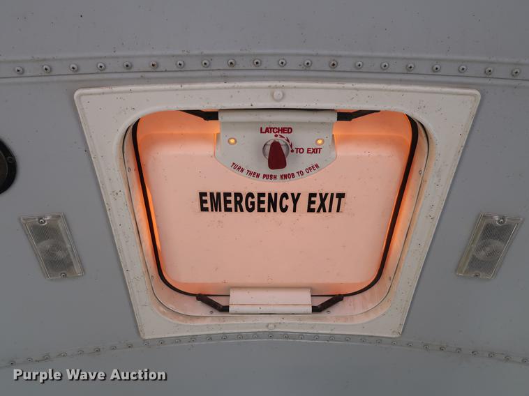 image for item FE9646 2006 Freightliner FS65 Thomas school bus