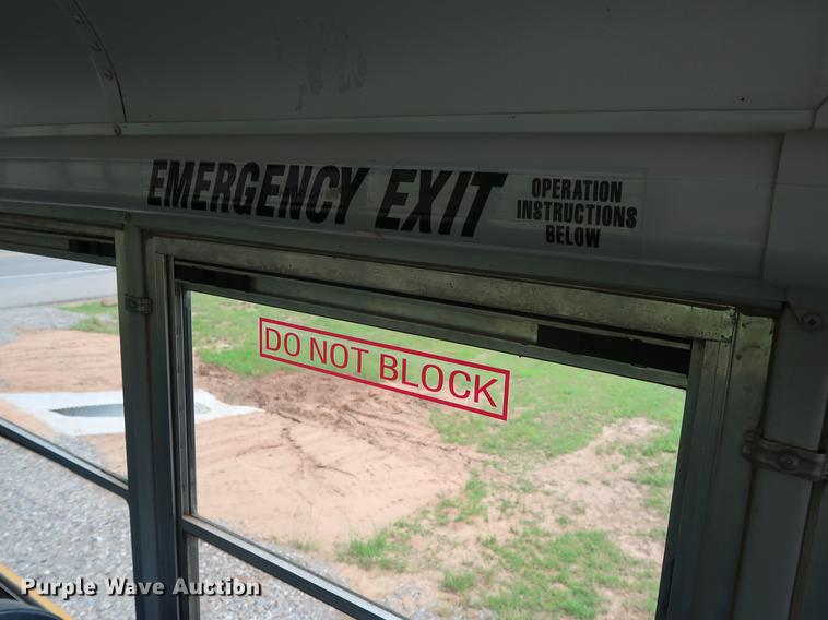 image for item FE9646 2006 Freightliner FS65 Thomas school bus