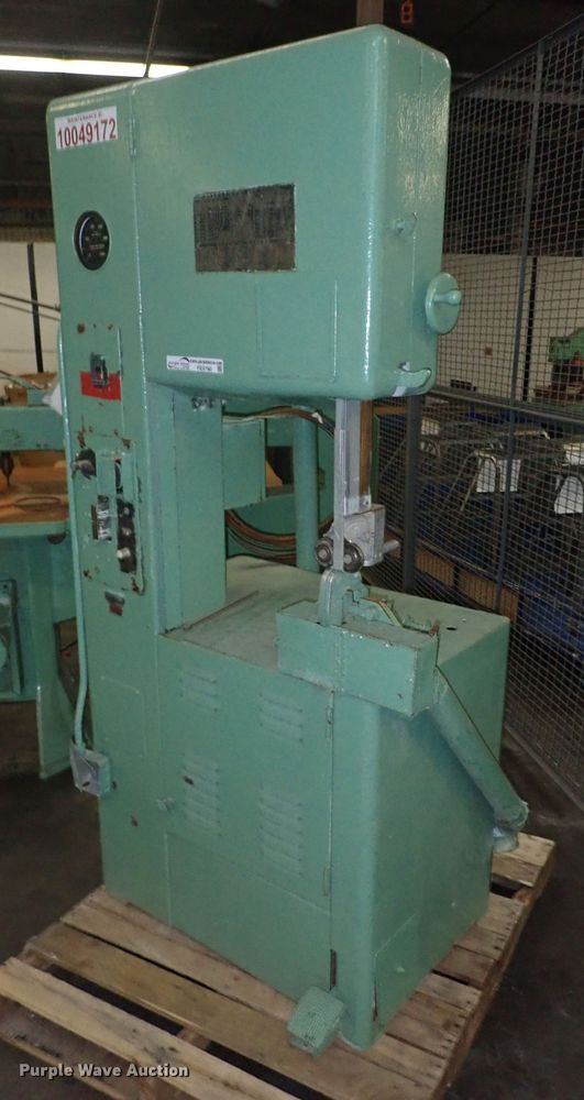 image for item FE9790 Post saw