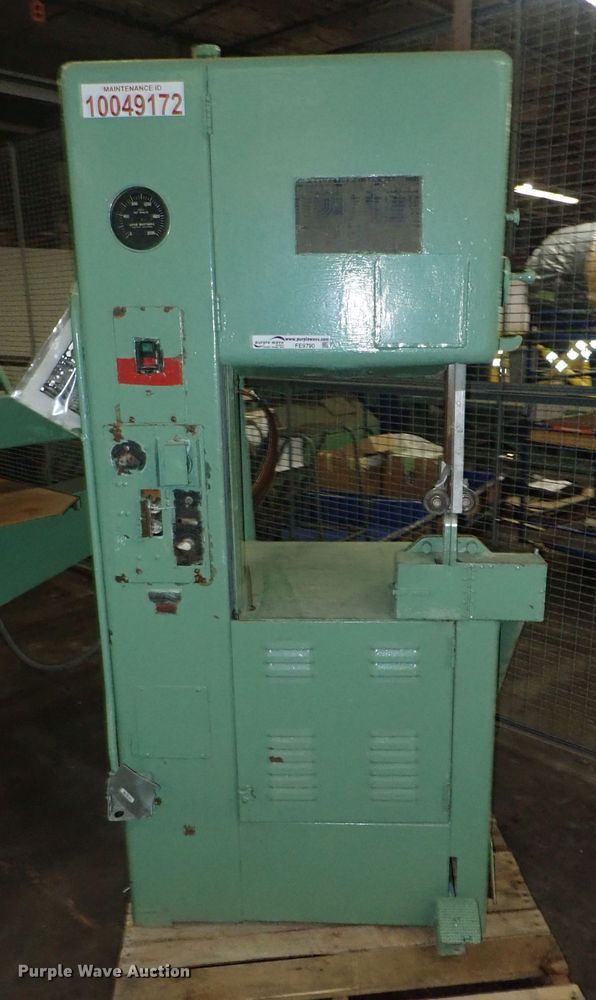 image for item FE9790 Post saw