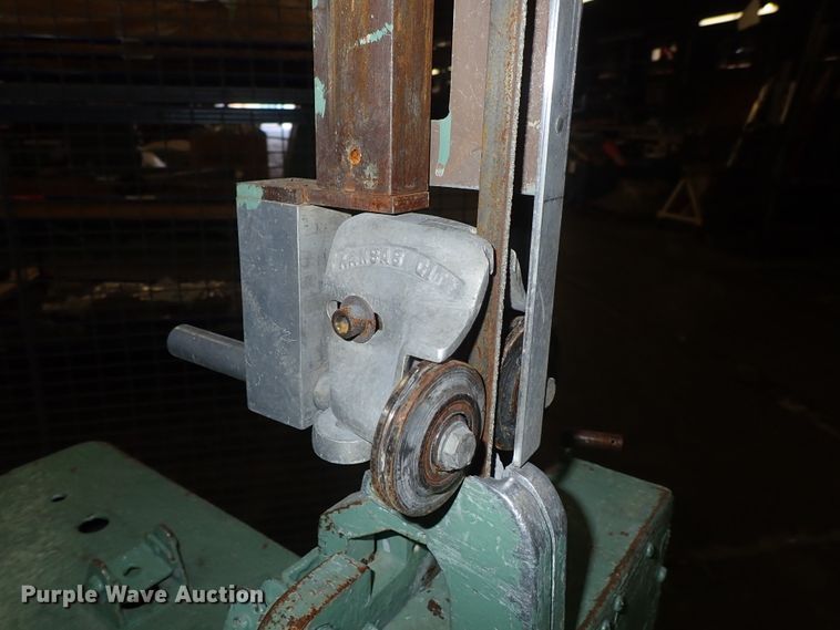 image for item FE9790 Post saw