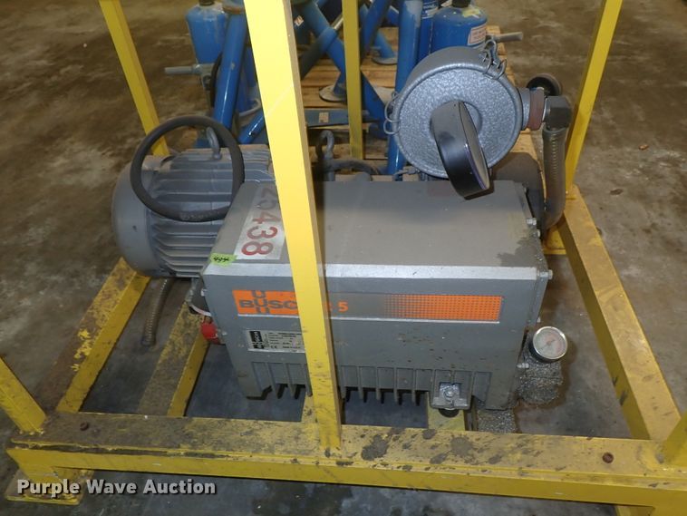 image for item FE9794 (2) Busch R5 vacuum pumps