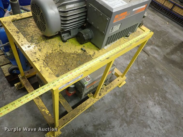 image for item FE9794 (2) Busch R5 vacuum pumps