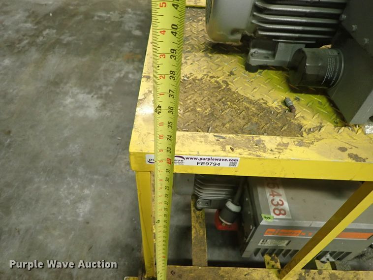 image for item FE9794 (2) Busch R5 vacuum pumps